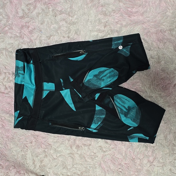 Lululemon Inspire Tight II *Full-On Luxtreme (Mesh) size 4 23" - Picture 6 of 9